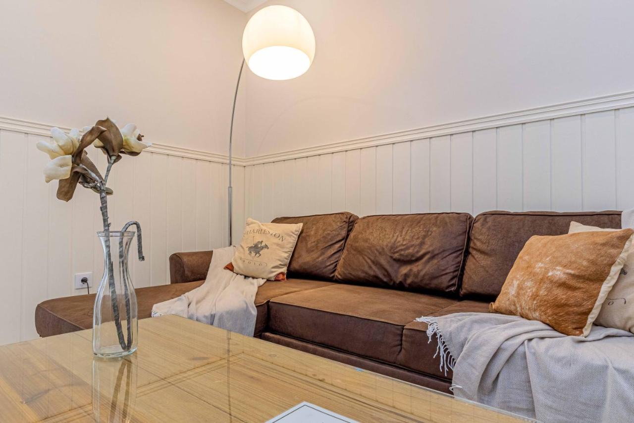 Apartamentos Recaredo 7, Seville
